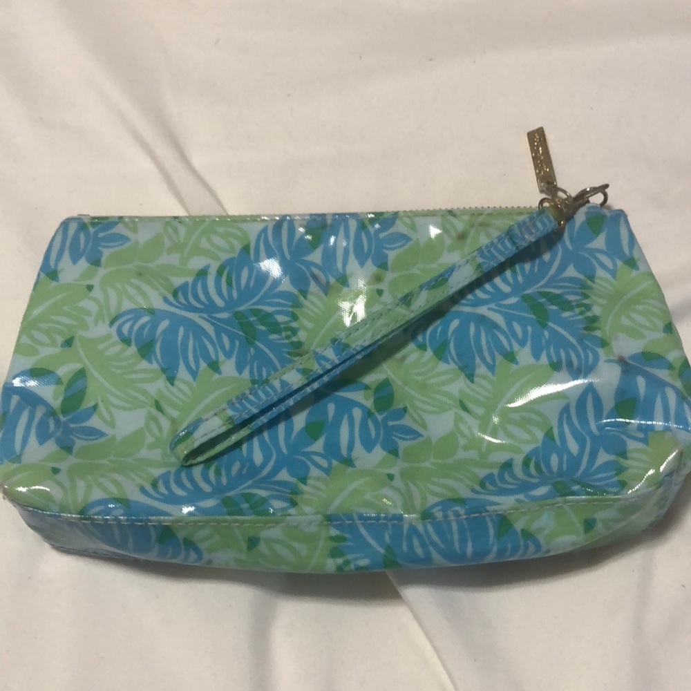 Lilly wristlet/makeup bag - Picture 2 of 8